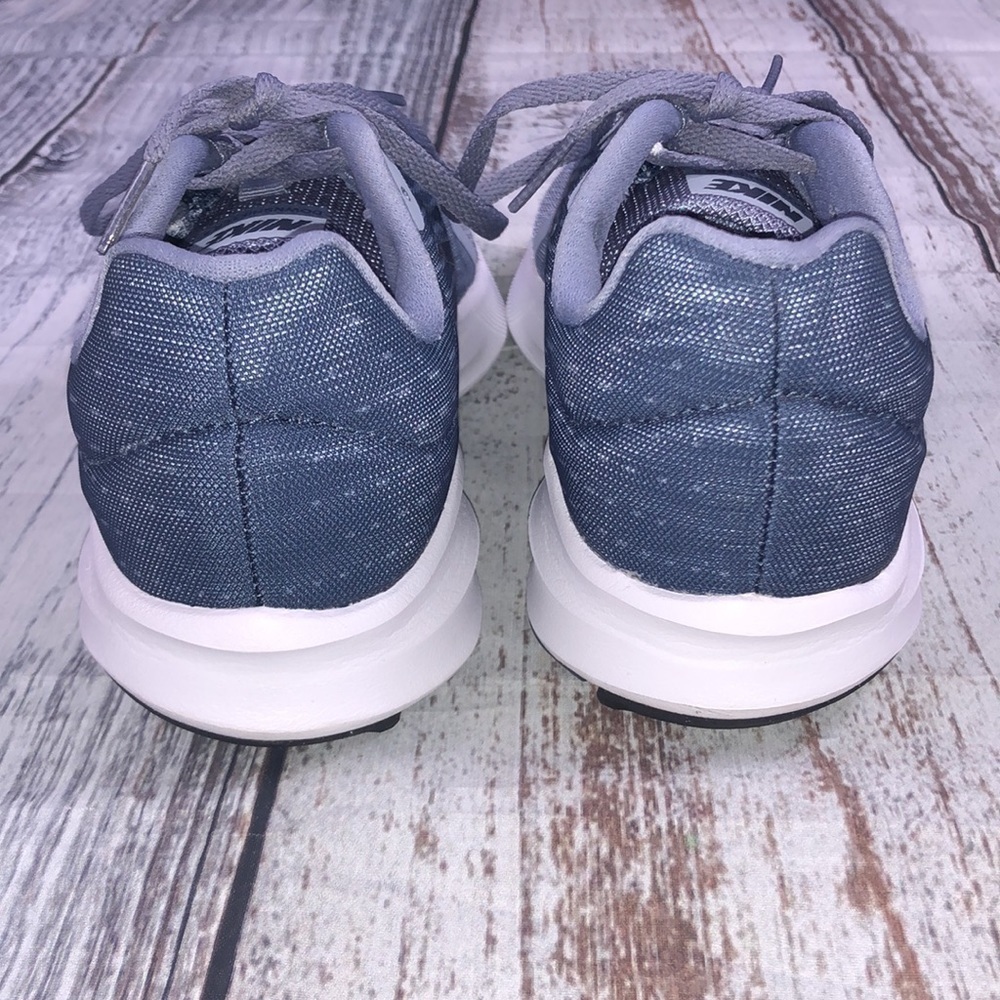 NWOT Nike Downshifter 8 Grey/White Sneakers Sz 6.5 - Picture 2 of 11